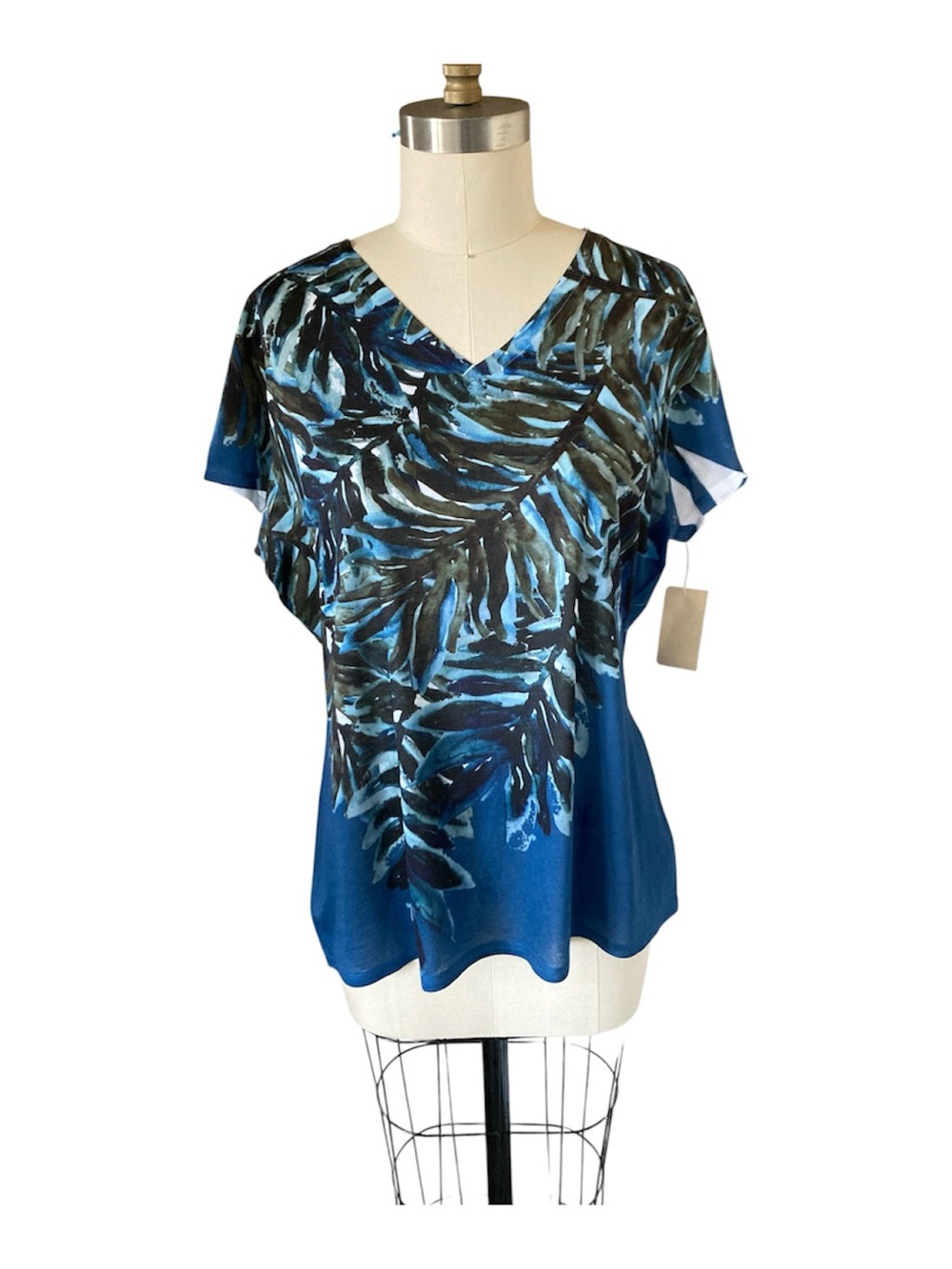Coldwater Creek Dark Blue and Green Tropical Leaf V-Neck Tunic